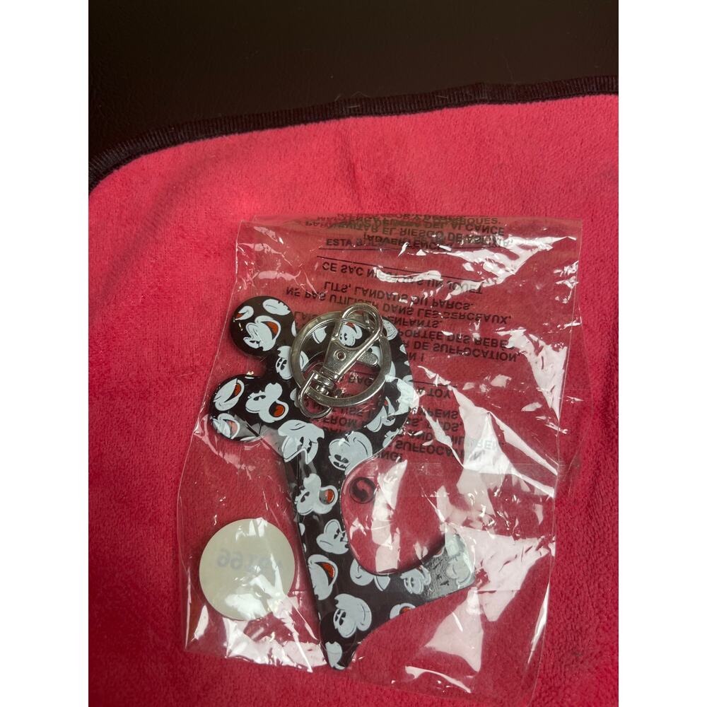 Disney Mickey keychain door opener, elevator pusher - NWT